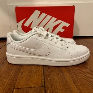 Nike Court Royale 2 Women’s 8.5
